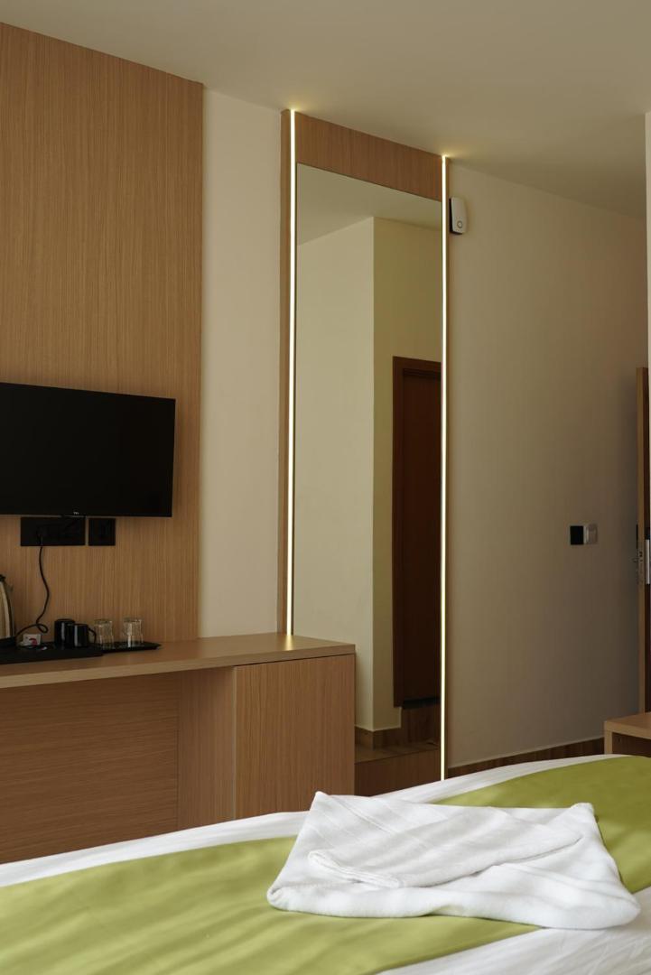 Dn Hotel Kochi Exteriör bild